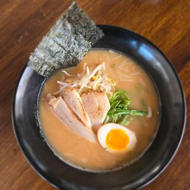 Delicious Ramen: A Japanese Noodle Sensation